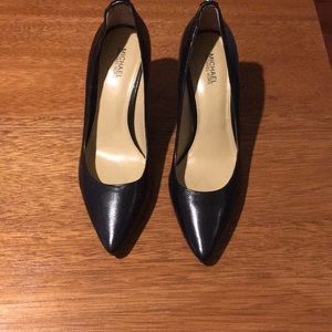 Black Michael Kors leather pumps, size 7